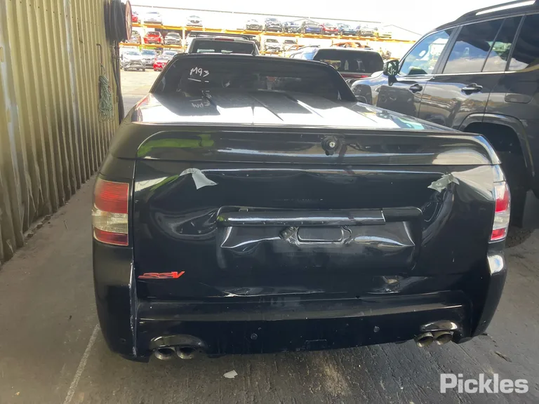 2008 Holden Ute Used VIN 6G1EK42719L206291 – trunk area