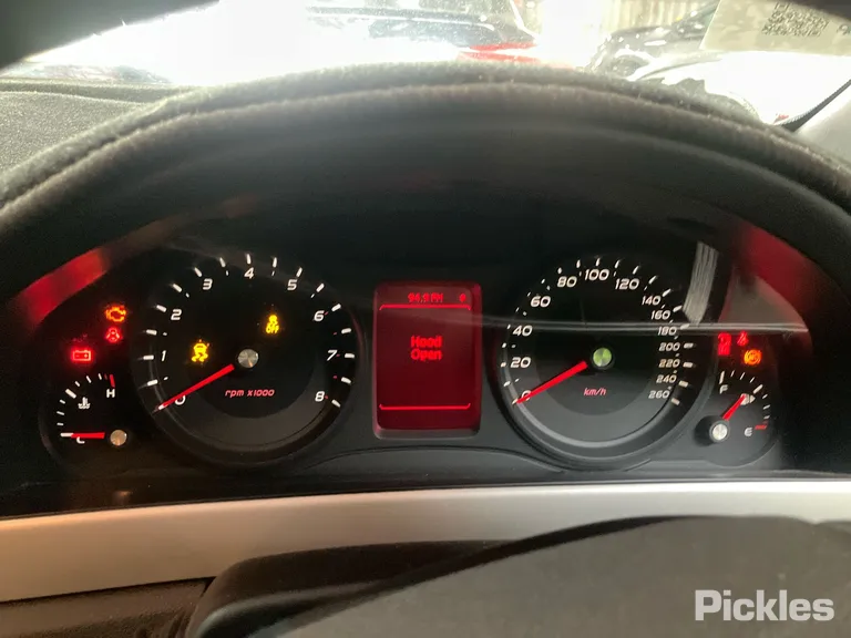 2012 Holden Commodore Used VIN 6G1EK5E31CL636473 – photo 11
