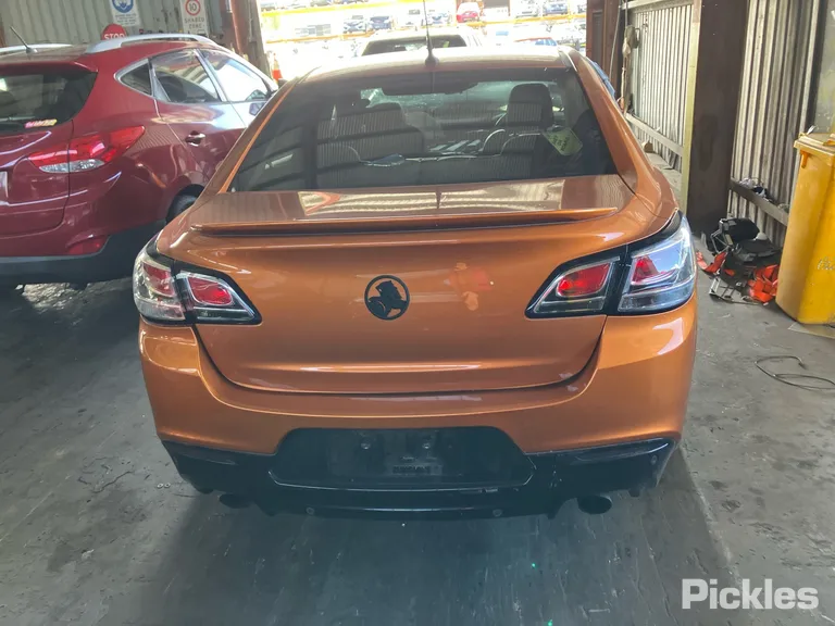 2017 Holden Commodore Used VIN 6G1FB5E33HL324764 – engine bay