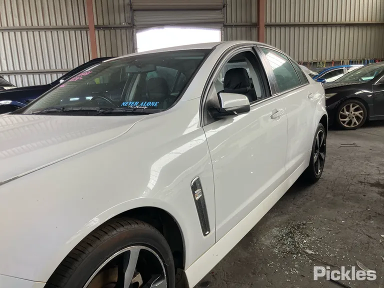 2017 Holden Commodore Used VIN 6G1FB5E37HL317428 – photo 26