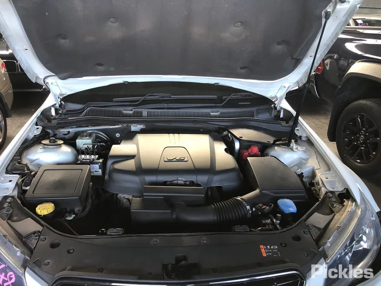 2013 Holden Commodore Used VIN 6G1FB5E3XEL908171 – rear exterior