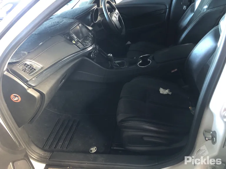 2013 Holden Commodore Used VIN 6G1FB5E3XEL908171 – interior seats