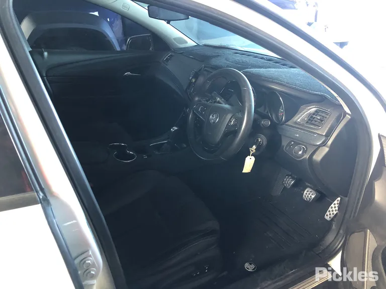 2013 Holden Commodore Used VIN 6G1FB5E3XEL908171 – photo 29