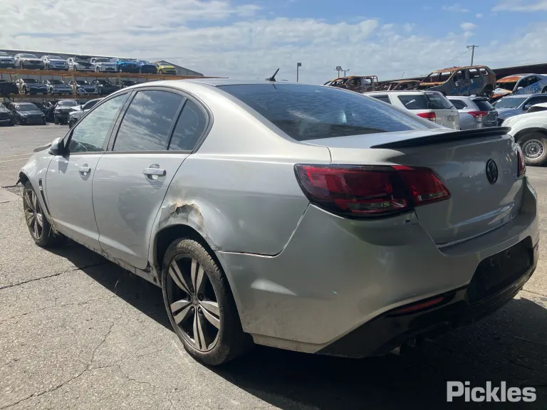 2015 Holden Commodore Damaged VIN 6G1FB5E3XGL208296 – photo 17