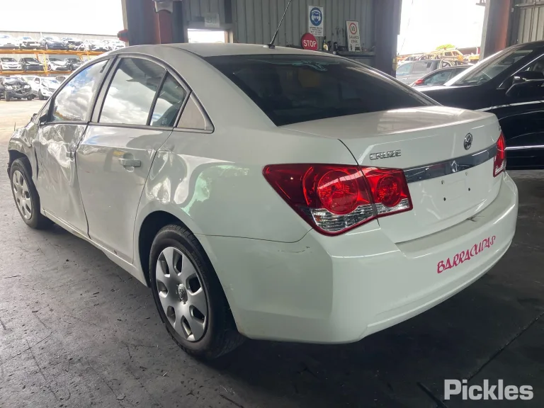 2011 Holden Cruze Damaged VIN 6G1PD5E57BL560860 – photo 16