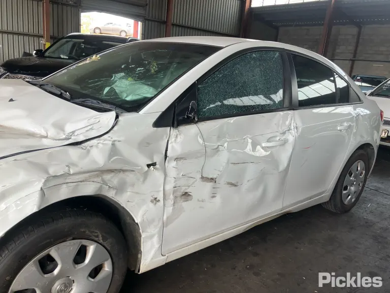 2011 Holden Cruze Damaged VIN 6G1PD5E57BL560860 – photo 21