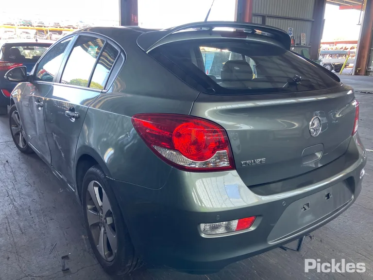 2016 Holden Cruze Used VIN 6G1PE6EM1GL219648 – engine bay
