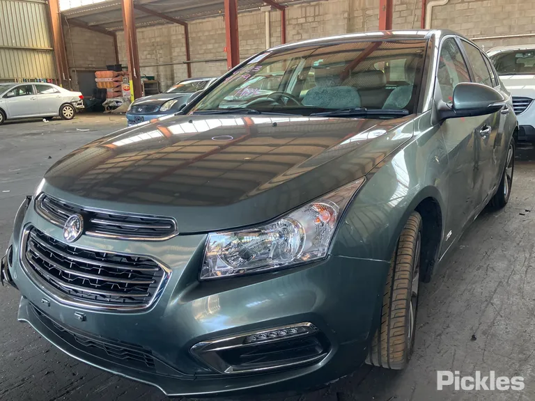 2016 Holden Cruze Used VIN 6G1PE6EM1GL219648 – photo 23