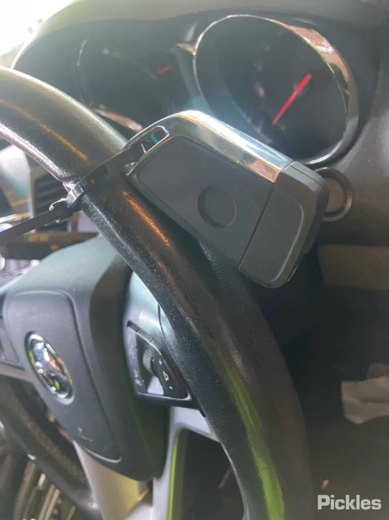 2013 Holden Cruze Damaged VIN 6G1PE6EN4EL918181 – dashboard