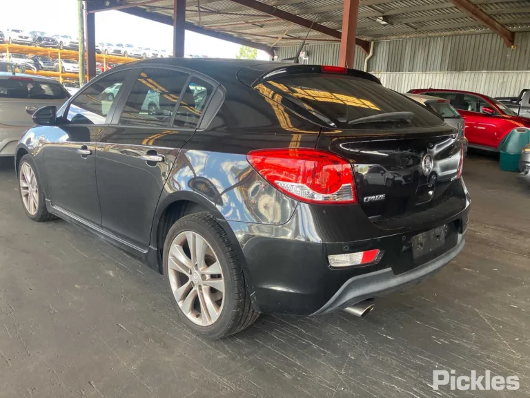 2013 Holden Cruze Damaged VIN 6G1PE6EN4EL918181 – photo 12