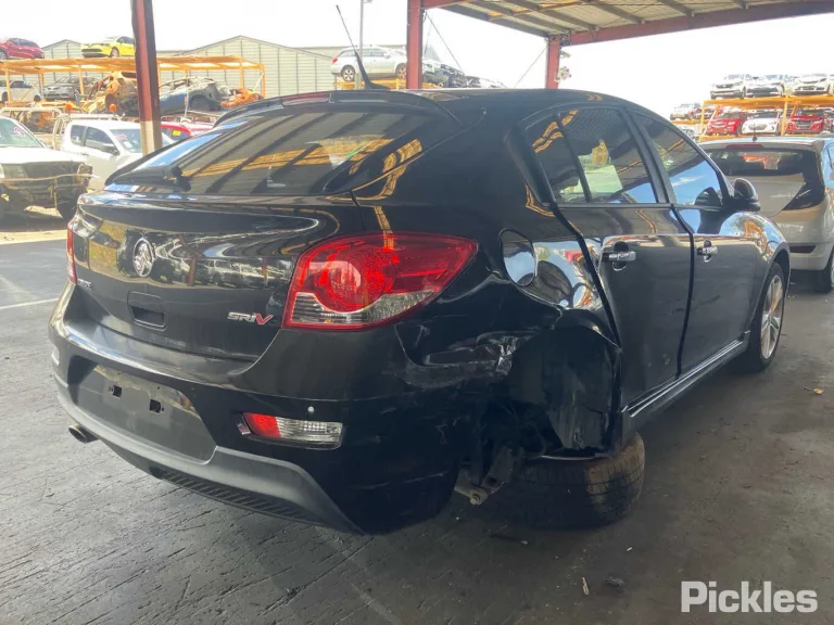 2013 Holden Cruze Damaged VIN 6G1PE6EN4EL918181 – photo 17