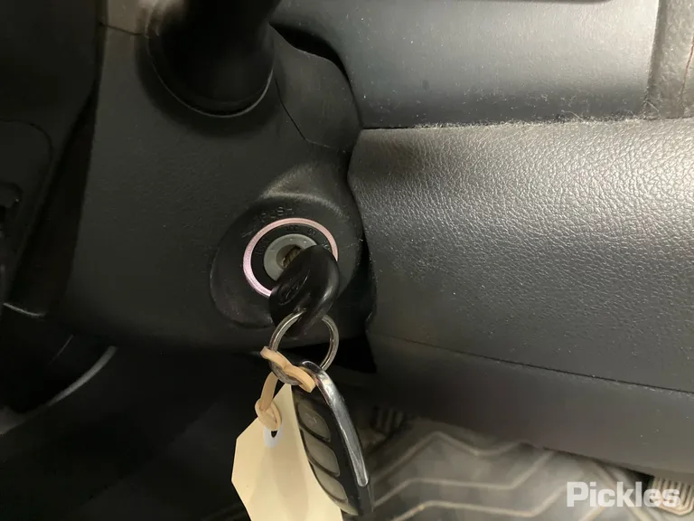 2006 Toyota Camry Used VIN 6T153BK400X011505 – trunk area