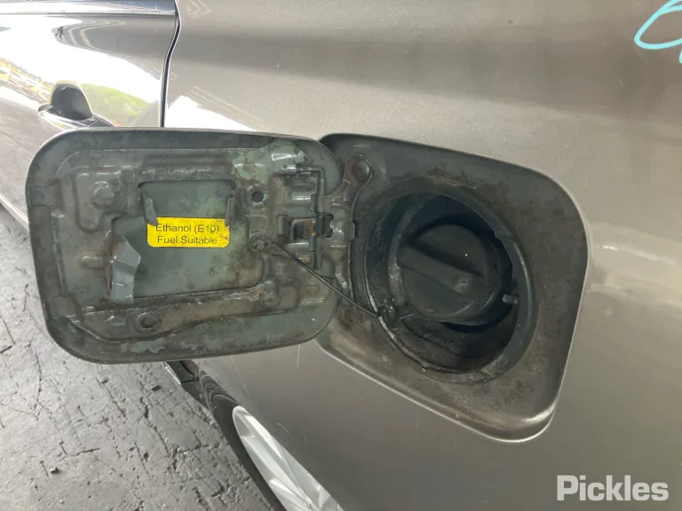 2011 Toyota Camry Damaged VIN 6T153BK400X119514 – interior seats