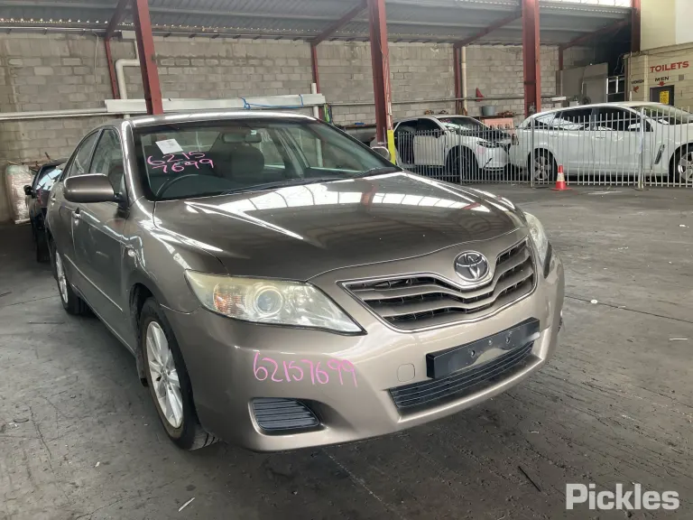 2011 Toyota Camry Damaged VIN 6T153BK400X119514 – photo 17