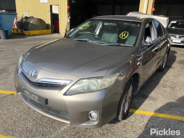 2011 Toyota Camry Damaged VIN 6T153FK400X233036 – dashboard 2011 Toyota Camry Damaged VIN 6T153FK400X233036 – dashboard