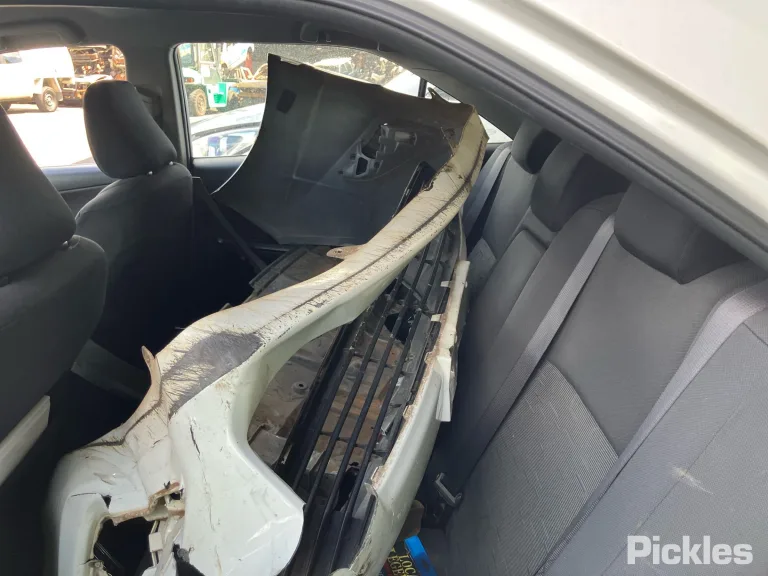 2013 Toyota Camry Damaged VIN 6T1BF3FK30X039299 – side profile
