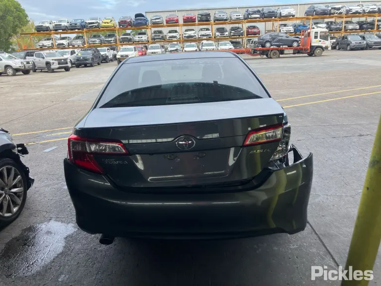 2013 Toyota Camry Damaged VIN 6T1BF3FK60X038180 – photo 16
