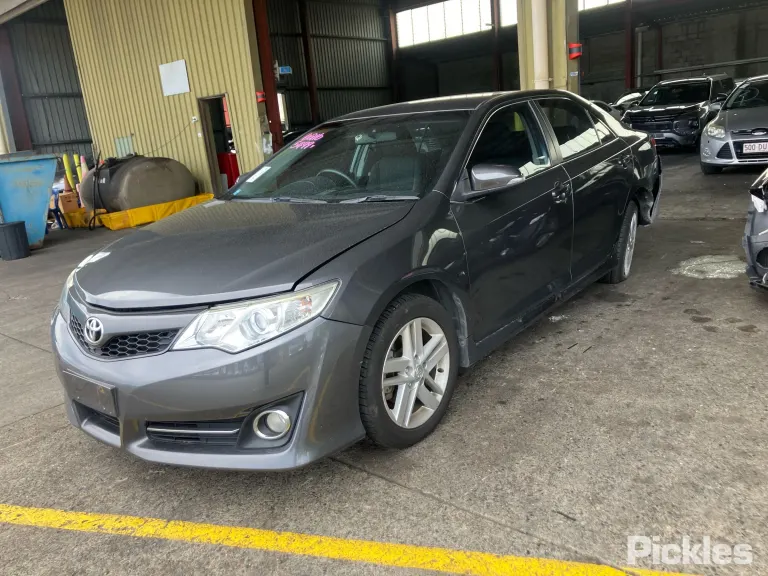 2013 Toyota Camry Damaged VIN 6T1BF3FK60X038180 – photo 22
