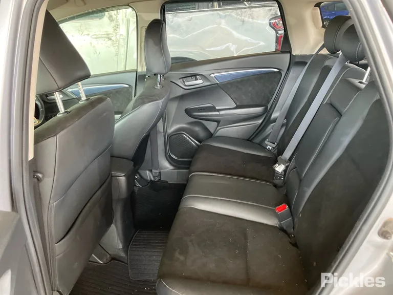 2017 Honda Fit Shuttle Used VIN 6ZZH000GP71118522 – photo 28
