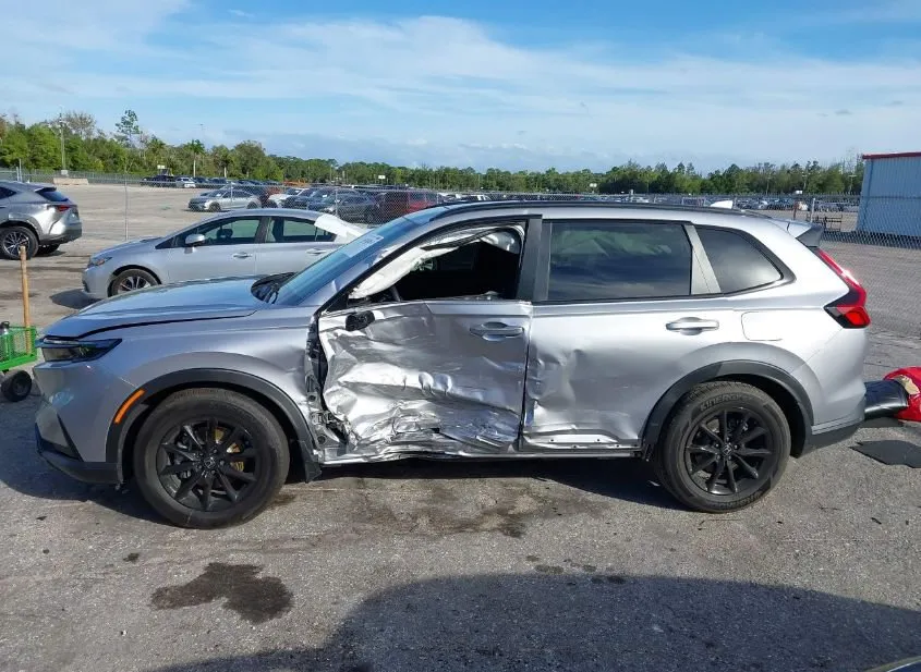 2026 HONDA CR-V Used VIN 7FARS5H58TE010039 – rear exterior