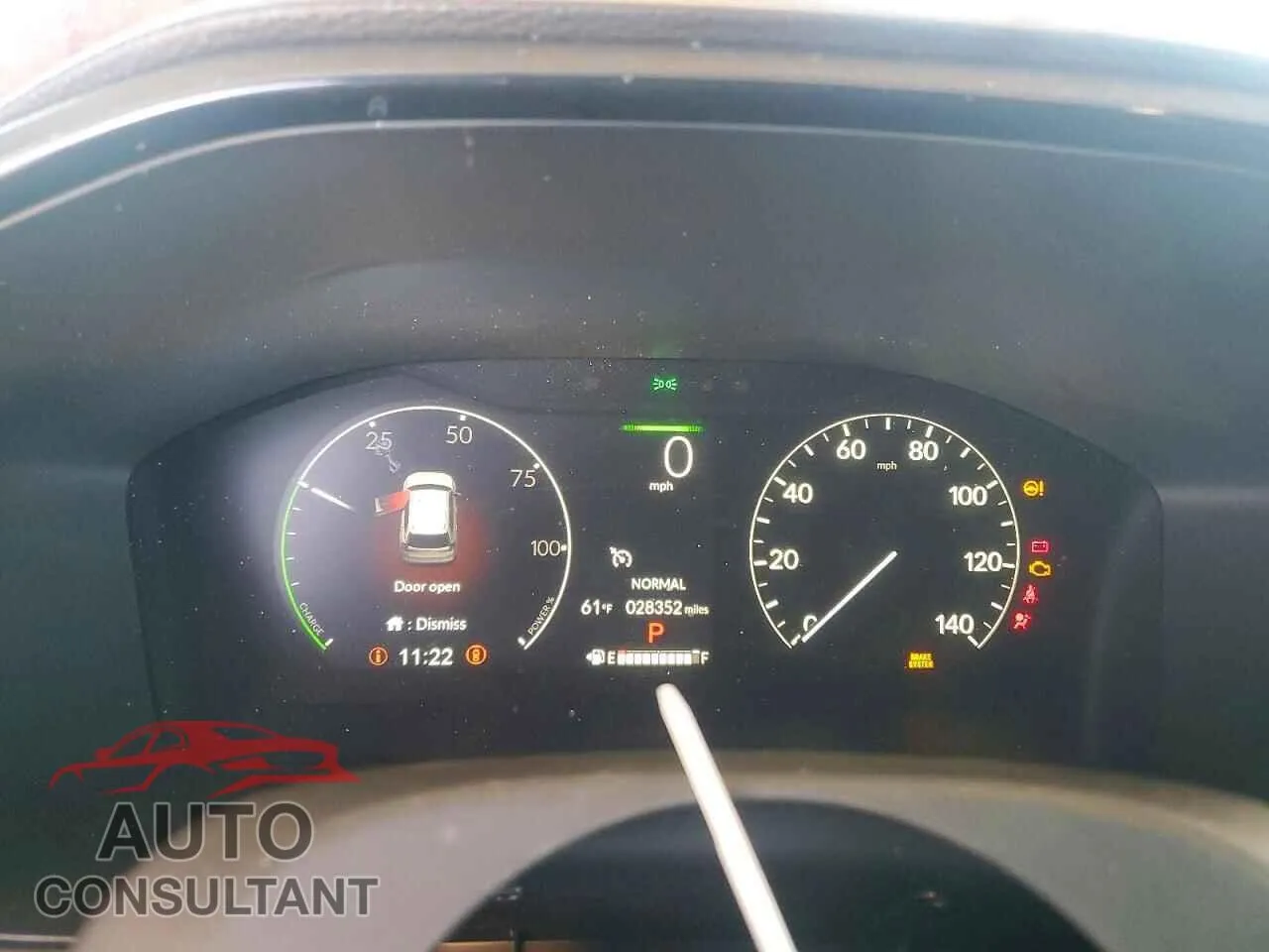 2023 HONDA CRV Damaged VIN 7FARS6H9XPE018657 – trunk area