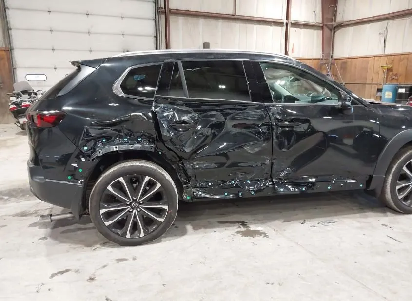 2025 MAZDA CX-50 Used VIN 7MMVABEM4SN391198 – trunk area