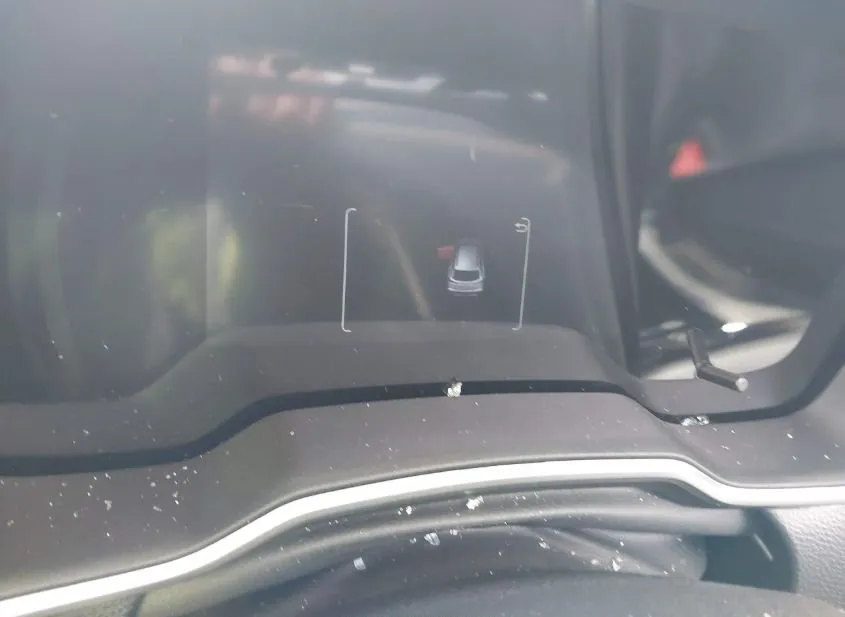 2024 TOYOTA Corolla Cross Used VIN 7MUDAABG7RV106511 – exterior detail