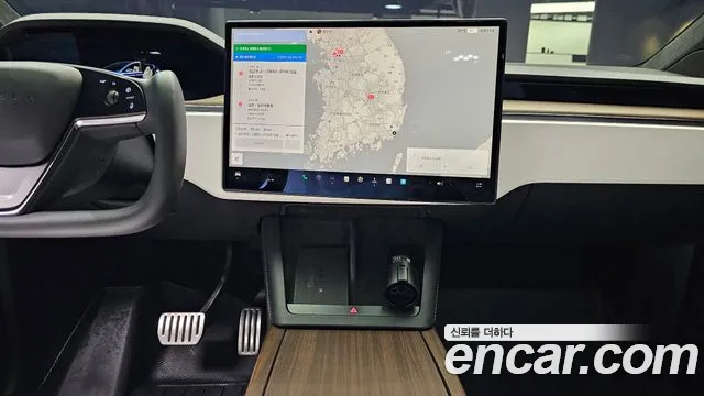 2023 Tesla Model X AWD Sold VIN 7SAXCBE54PF399533 – interior seats