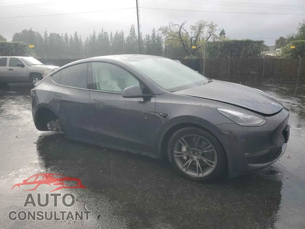 2025 TESLA MODEL Y Damaged VIN 7SAYGAEE1SF232171 – dashboard