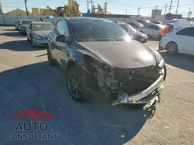 2024 TESLA MODEL Y Damaged VIN 7SAYGDED9RF123346 – photo 13