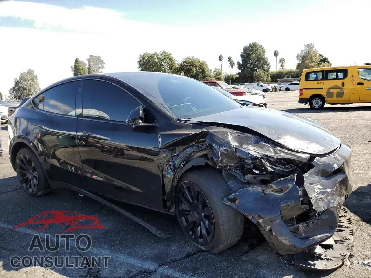 2023 TESLA MODEL Y Damaged VIN 7SAYGDEE0PA176391 – dashboard