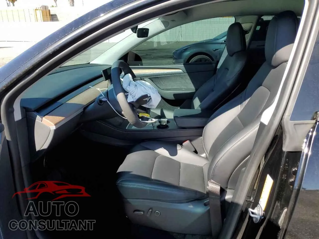 2023 TESLA MODEL Y Damaged VIN 7SAYGDEE0PA176391 – exterior detail