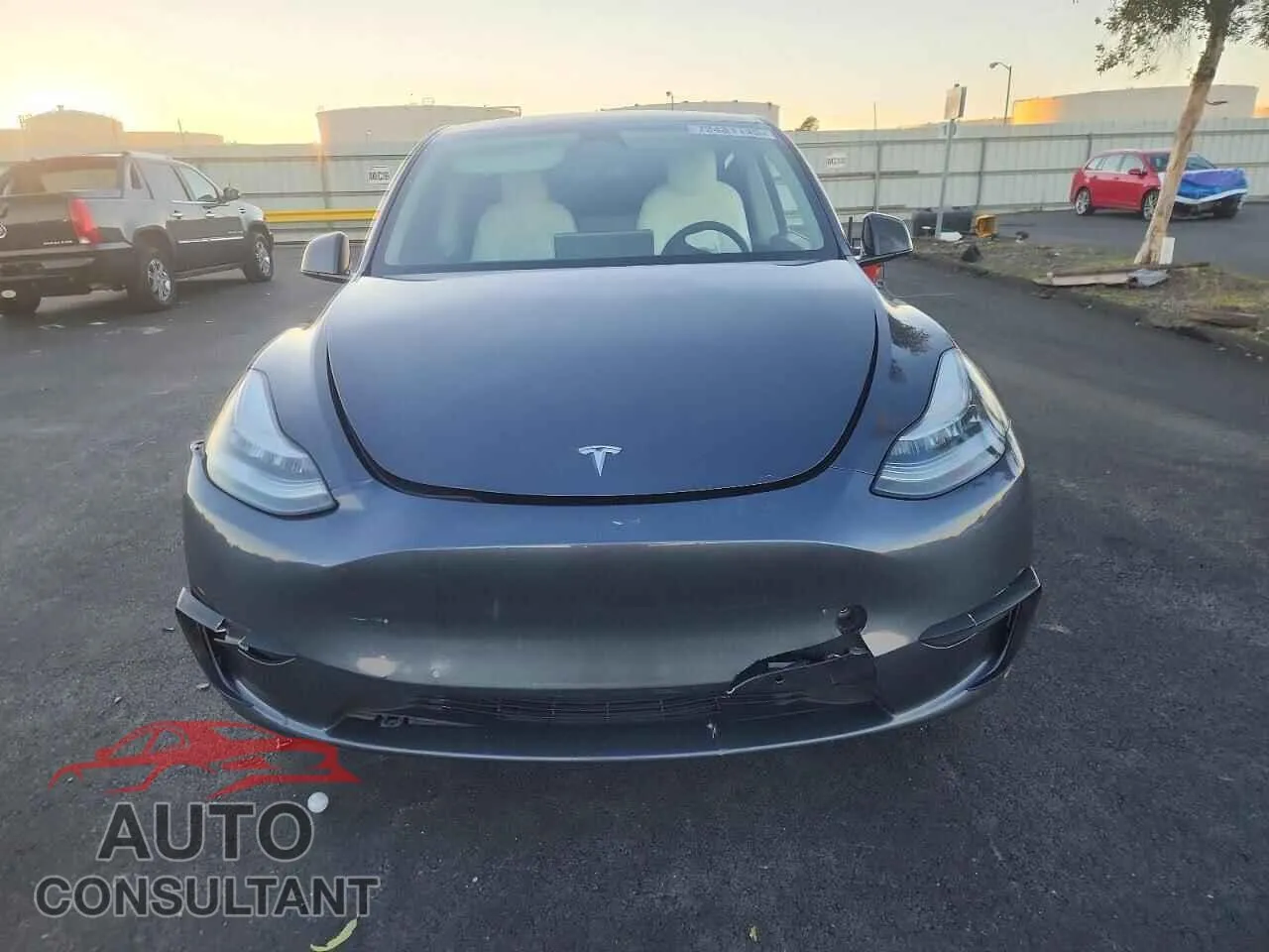 2022 TESLA MODEL Y Damaged VIN 7SAYGDEE3NF314487 – interior seats