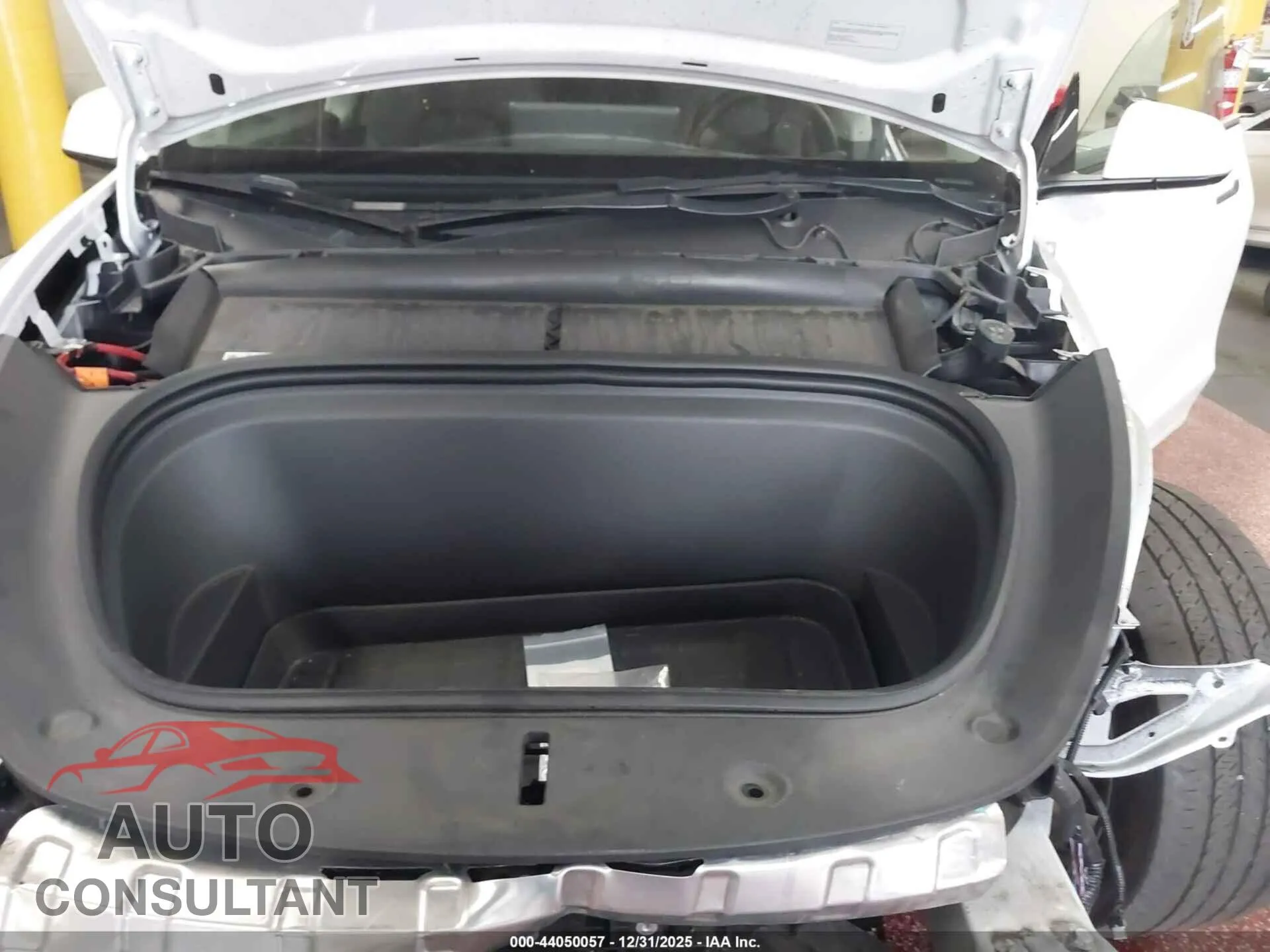 2023 TESLA MODEL Y Damaged VIN 7SAYGDEE4PA124021 – odometer reading