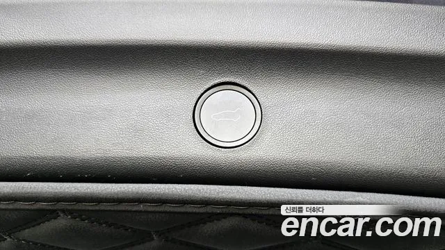 2022 Tesla Model Y Long Range AWD Sold VIN 7SAYGDEE5NF495222 – dashboard