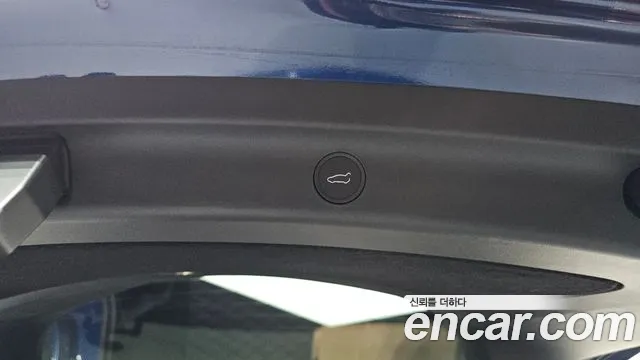 2022 Tesla Model Y Long Range AWD Sold VIN 7SAYGDEE5NF566046 – trunk area 2022 Tesla Model Y Long Range AWD Sold VIN 7SAYGDEE5NF566046 – trunk area