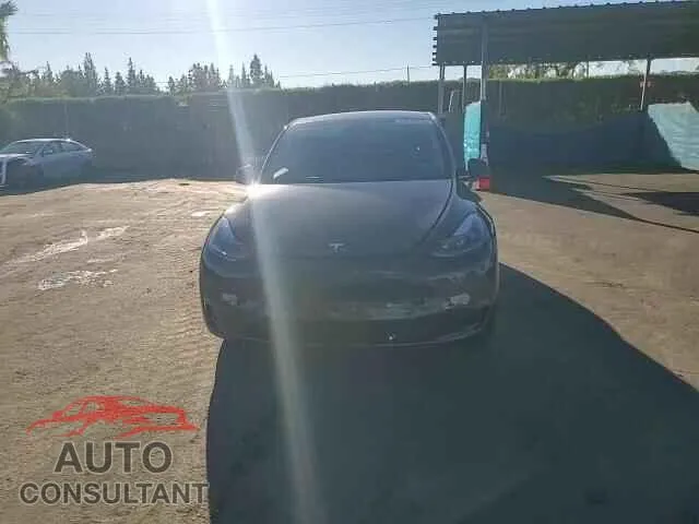 2025 TESLA MODEL Y Damaged VIN 7SAYGDEF1SF259459 – photo 13
