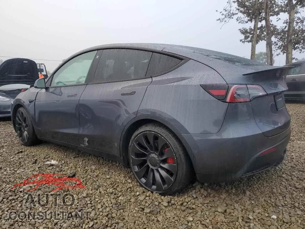 2022 TESLA MODEL Y Damaged VIN 7SAYGDEF7NF465423 – rear exterior 2022 TESLA MODEL Y Damaged VIN 7SAYGDEF7NF465423 – rear exterior