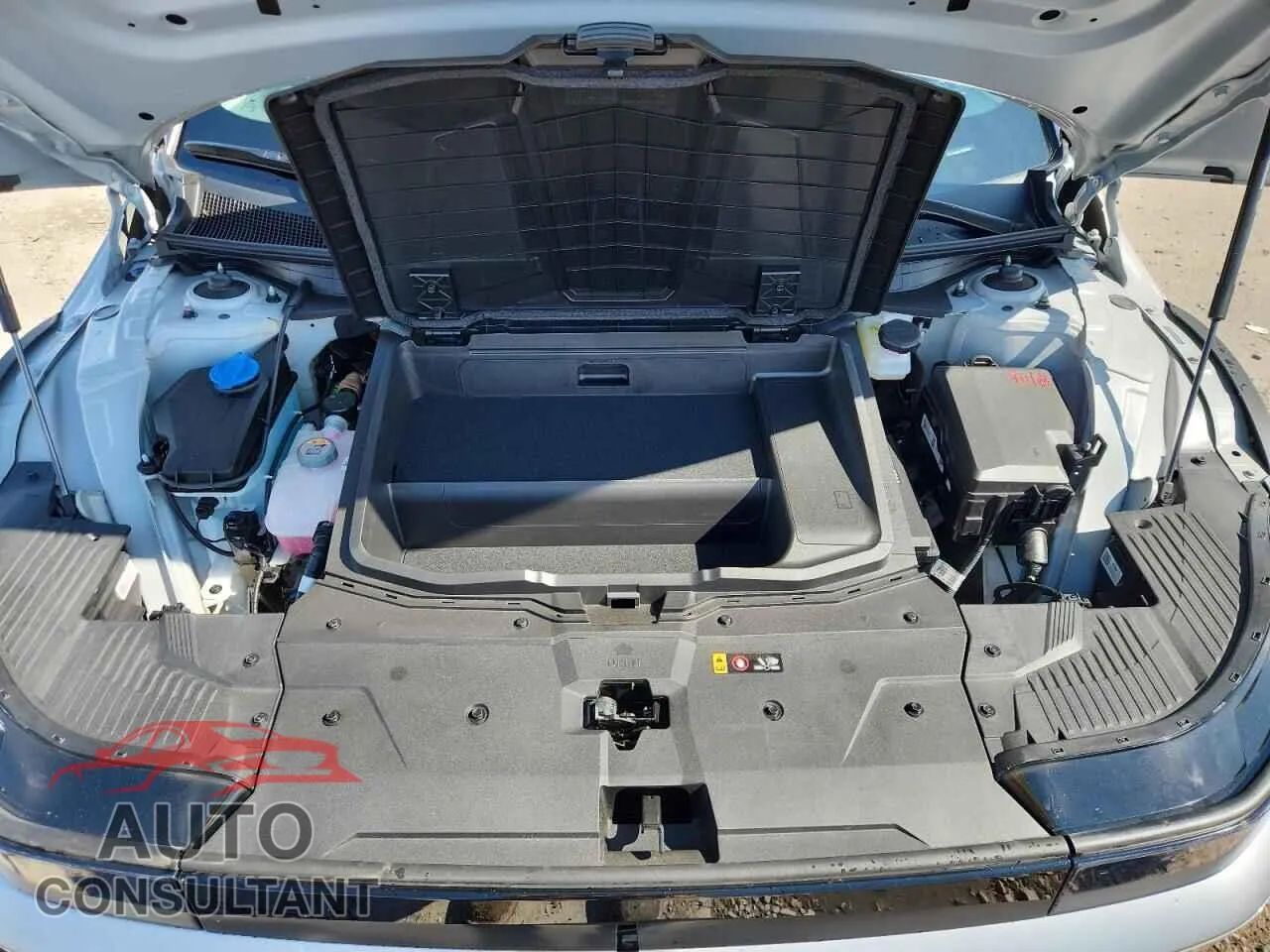 2025 HYUNDAI IONIQ Damaged VIN 7YAKNDDC2SY036355 – photo 12