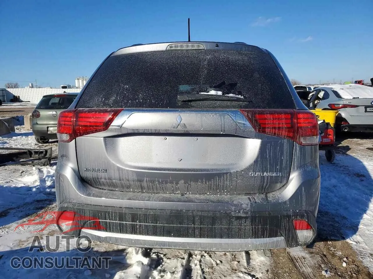 2016 MITSUBISHI OUTLANDER Damaged VIN JA4AD2A33GZ028260 – engine bay