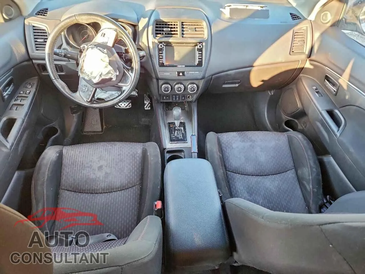 2018 MITSUBISHI OUTLANDER Damaged VIN JA4AR3AU9JZ023331 – undercarriage
