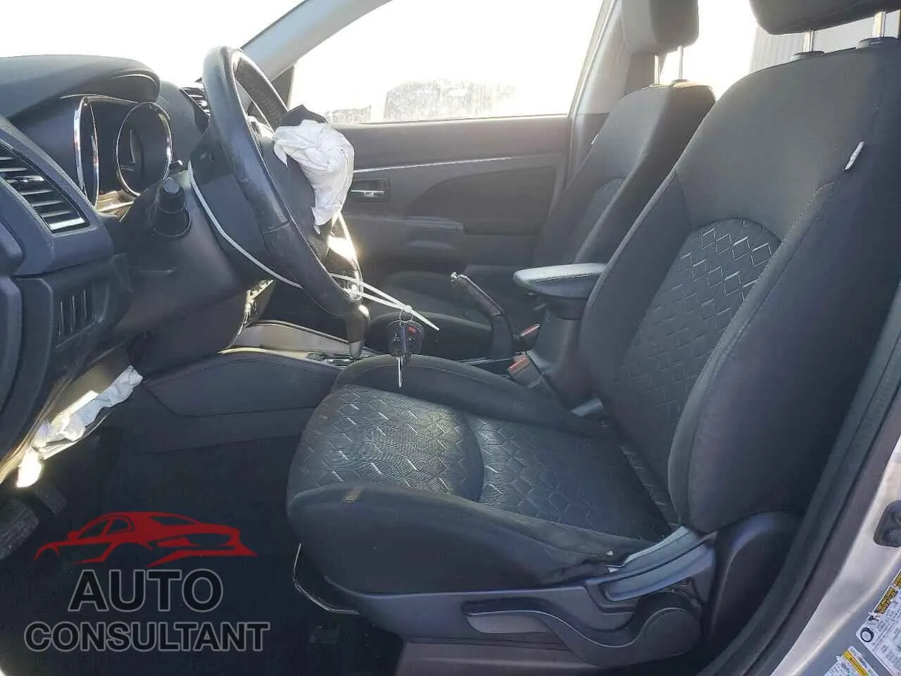2022 MITSUBISHI OUTLANDER Used VIN JA4ARUAU5NU019799 – exterior detail