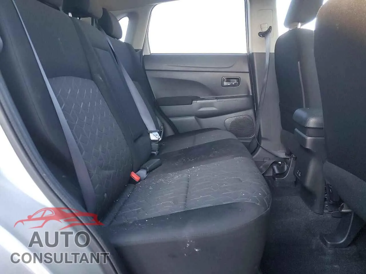 2022 MITSUBISHI OUTLANDER Used VIN JA4ARUAU5NU019799 – photo 11