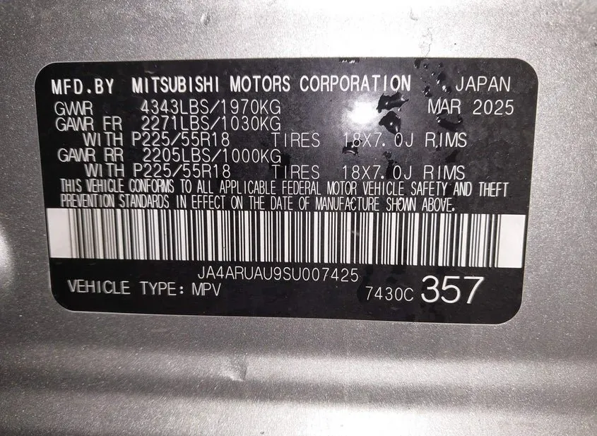 2025 MITSUBISHI OUTLANDER Used VIN JA4ARUAU9SU007425 – photo 12