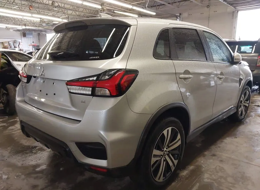 2025 MITSUBISHI OUTLANDER Used VIN JA4ARUAU9SU007425 – photo 14
