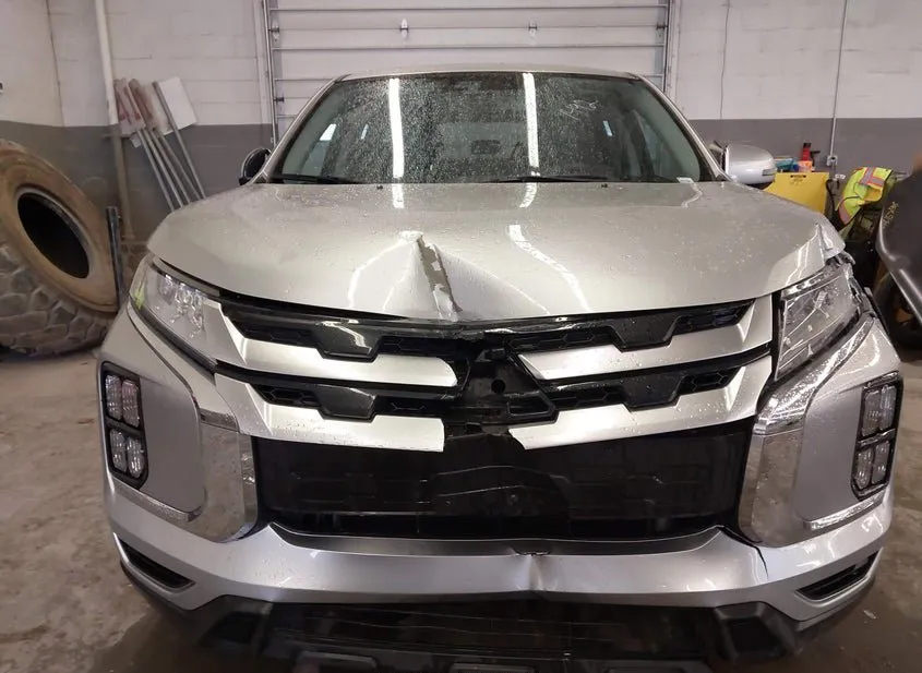 2025 MITSUBISHI OUTLANDER Used VIN JA4ARUAU9SU007425 – photo 17