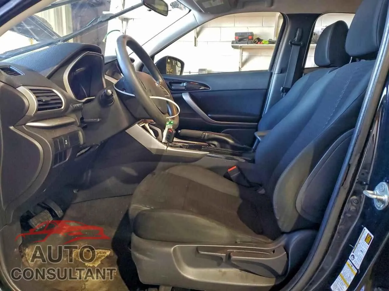 2020 MITSUBISHI ECLIPSE Damaged VIN JA4AS3AA9LZ033497 – exterior detail