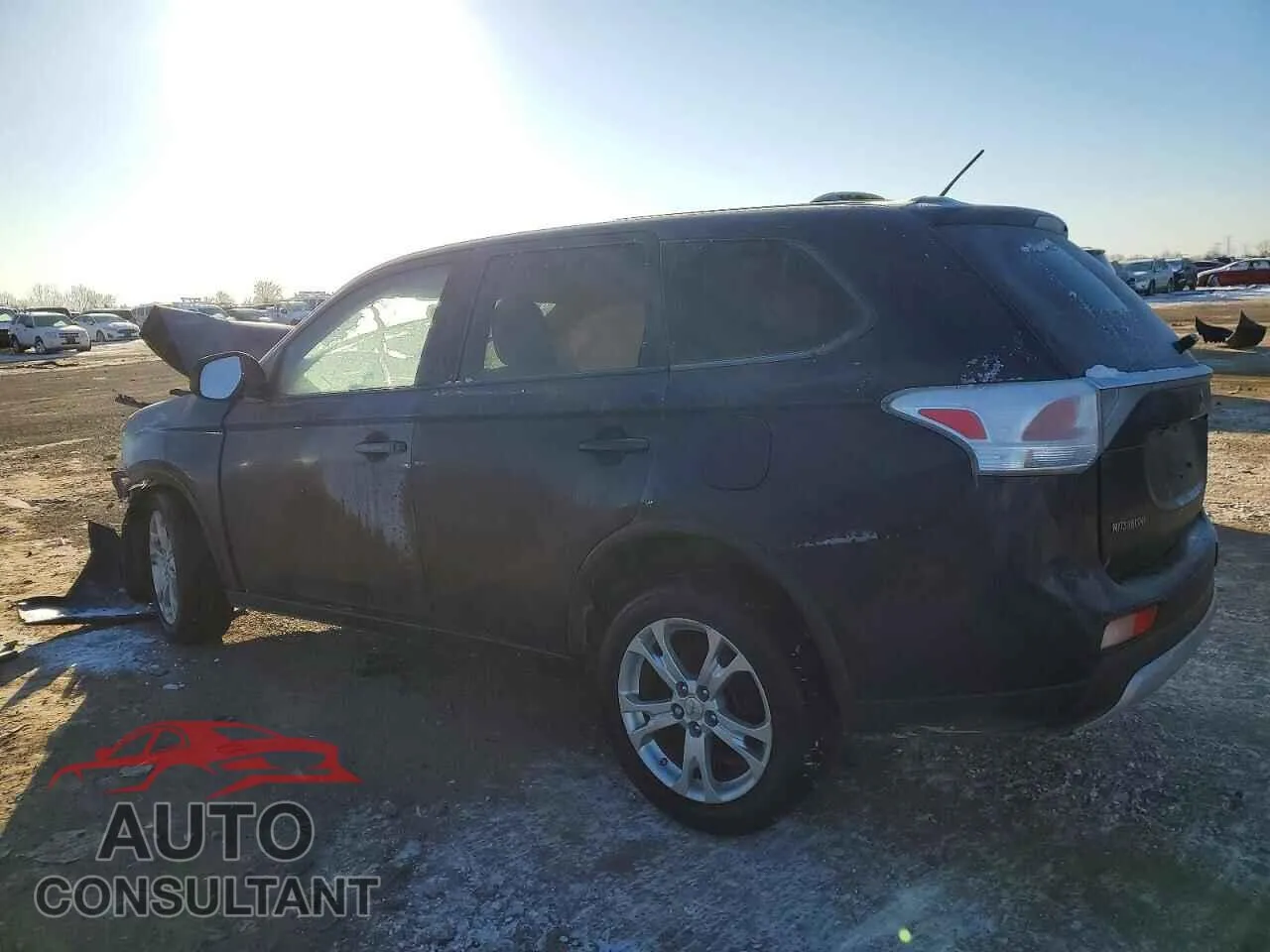 2015 MITSUBISHI OUTLANDER Damaged VIN JA4AZ3A30FZ010353 – rear exterior