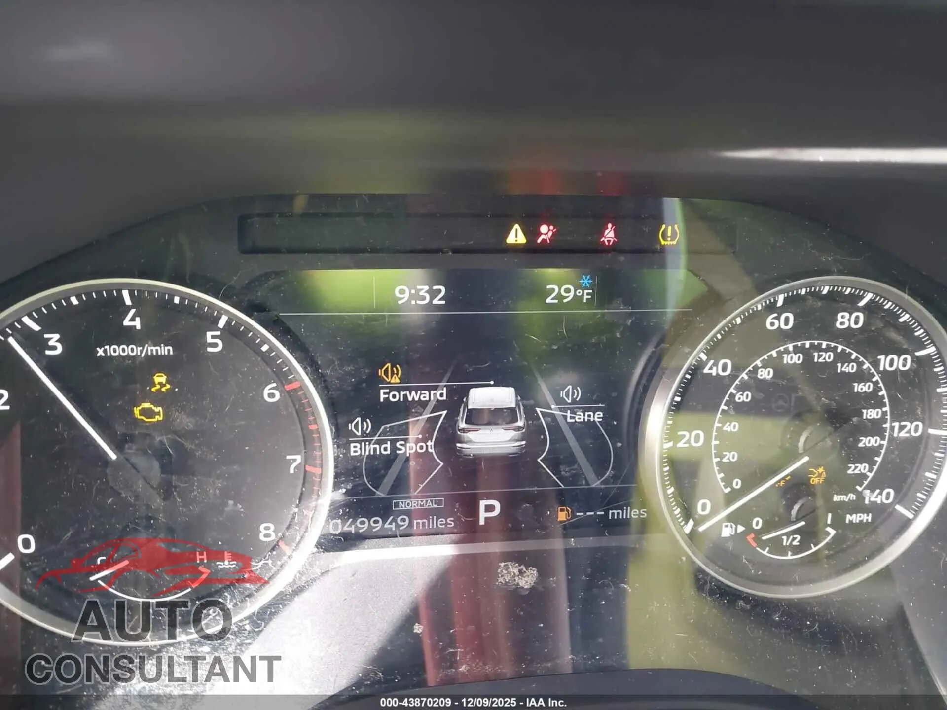 2023 MITSUBISHI OUTLANDER Damaged VIN JA4J4UA82PZ026670 – exterior detail 2023 MITSUBISHI OUTLANDER Damaged VIN JA4J4UA82PZ026670 – exterior detail