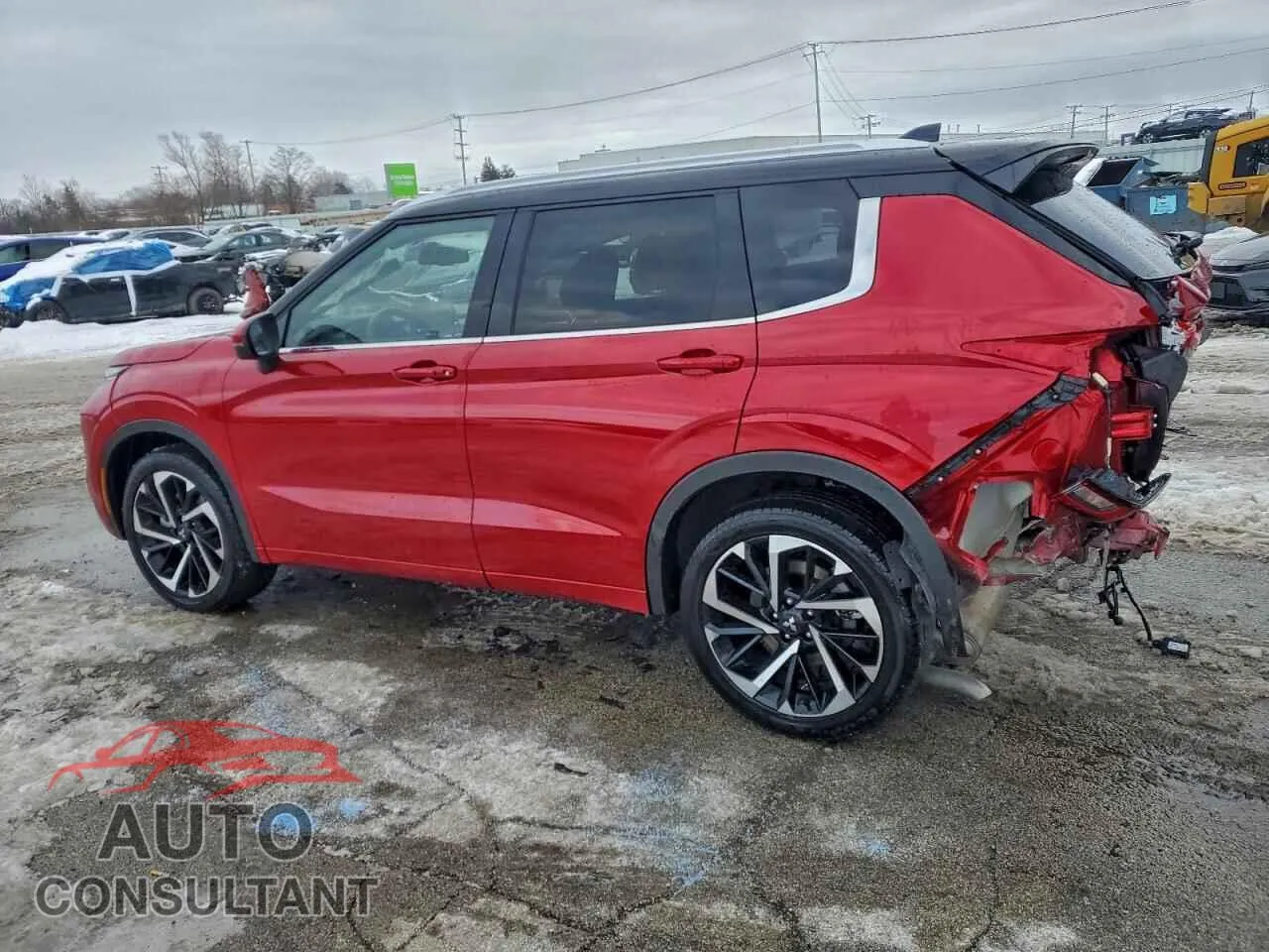2024 MITSUBISHI OUTLANDER Damaged VIN JA4J4WA80RZ055423 – rear exterior